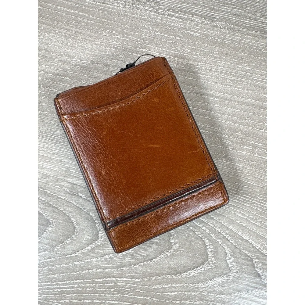 Patricia Nash Mens Tan Genuine Leather Magnetic Money Clip Card Holder Wallet